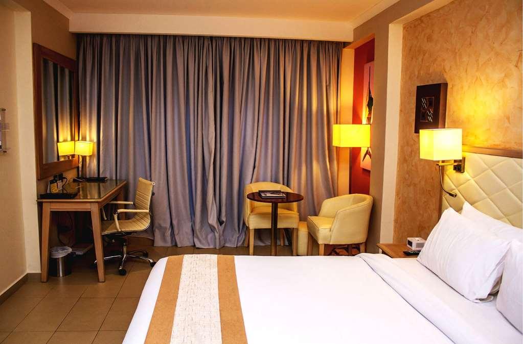 Best Western Plus Serene Atlantic Hotel Sekondi-Takoradi Habitación foto